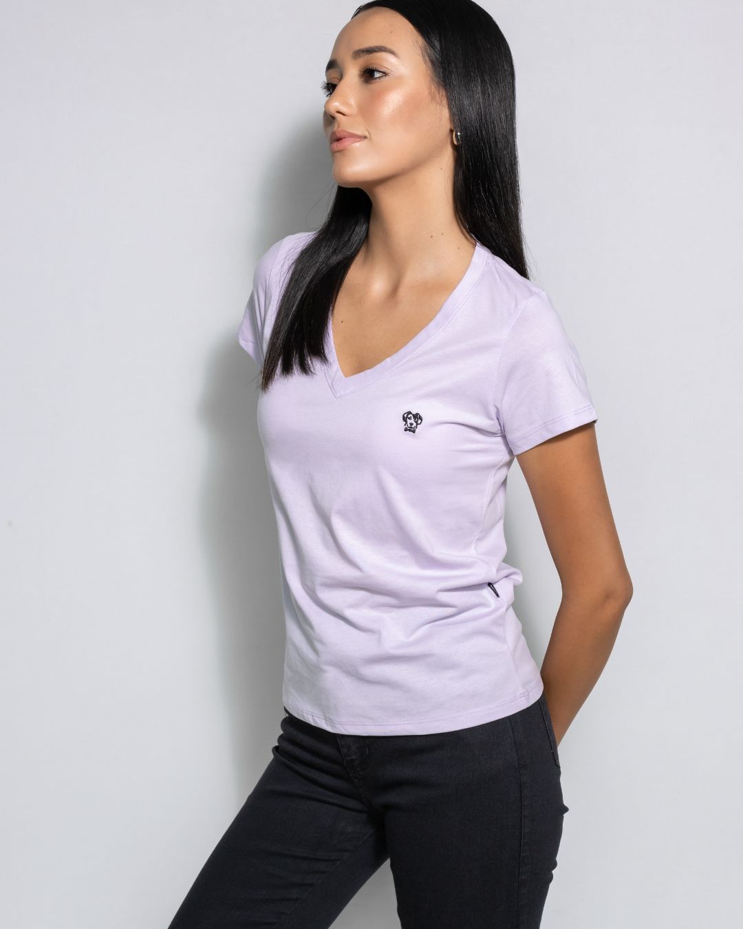 Camiseta Antimanchas Cuello V Lila