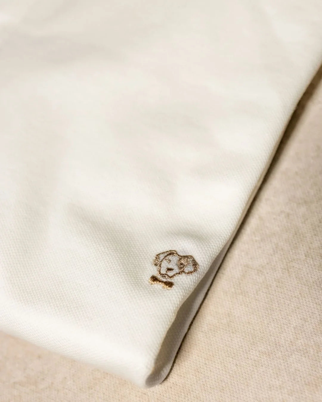 Polo Antimanchas Cuello Rígido Ivory - Regular Fit