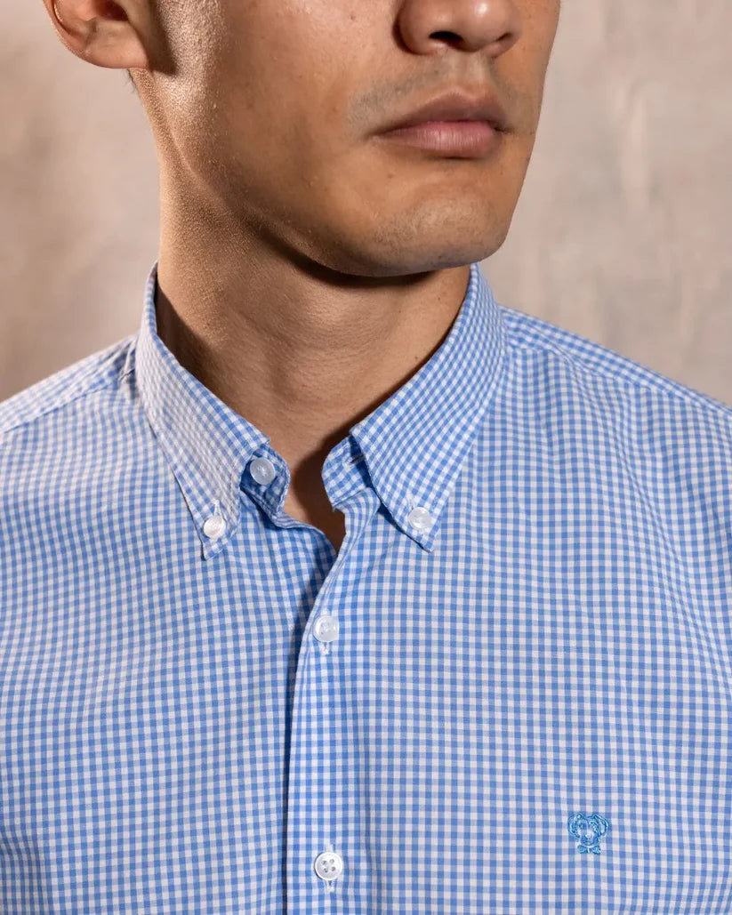 Camisa Antimanchas Popelina Cuadros Azul Claro Logo Combinado
